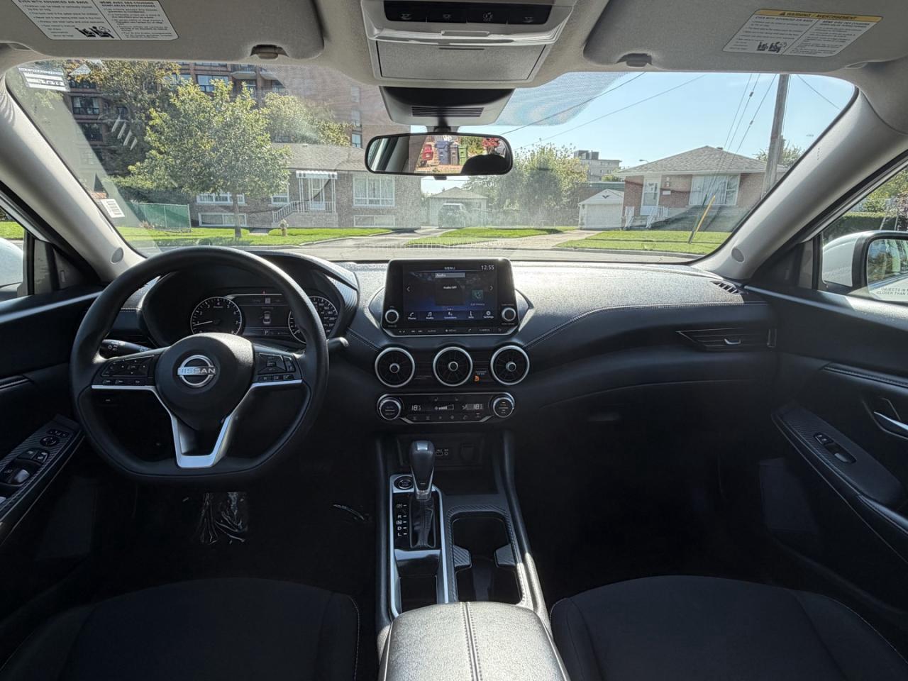 2024 Nissan Sentra SV CVT Photo