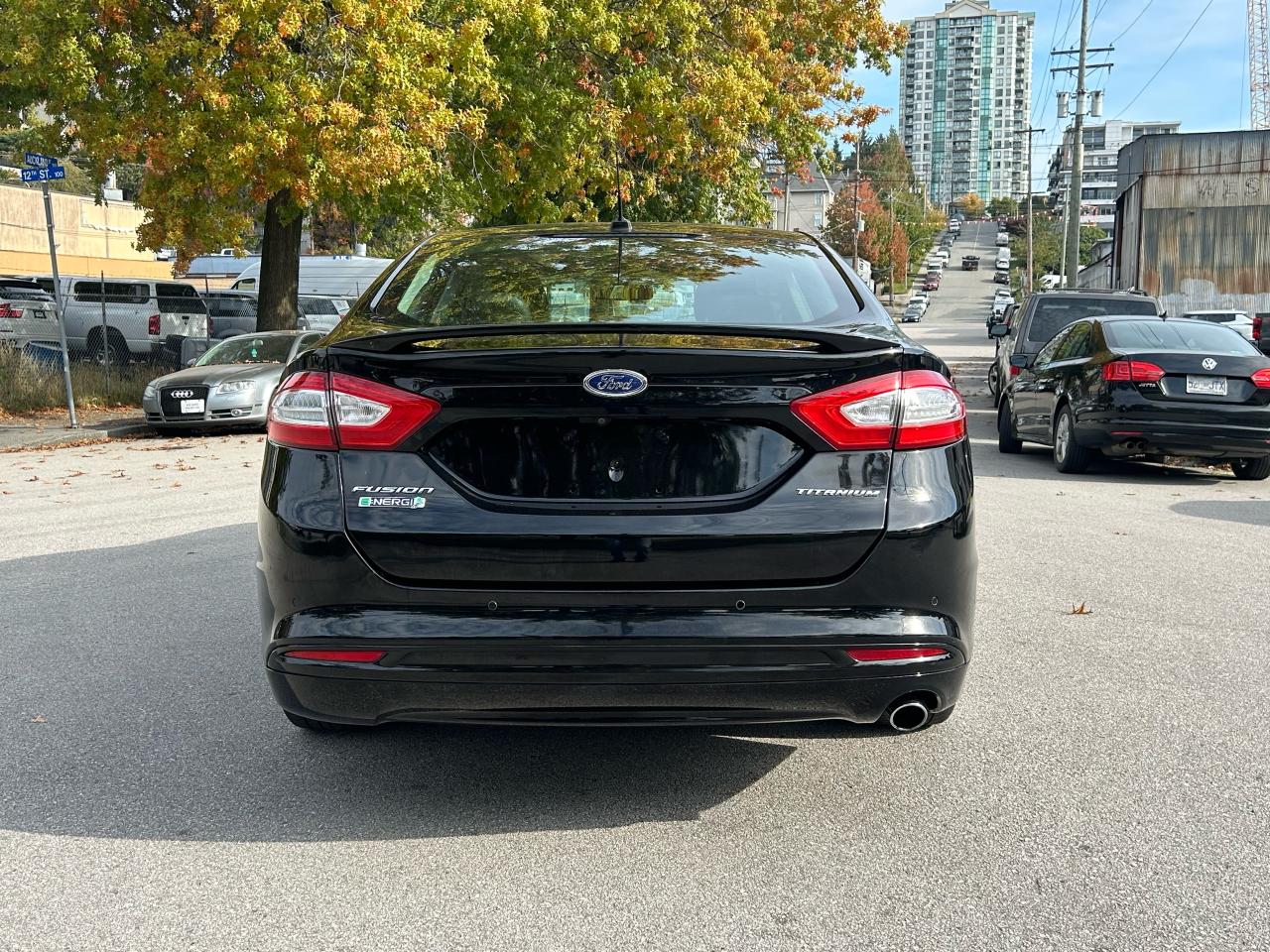 2016 Ford Fusion Energi Titanium - Photo #7