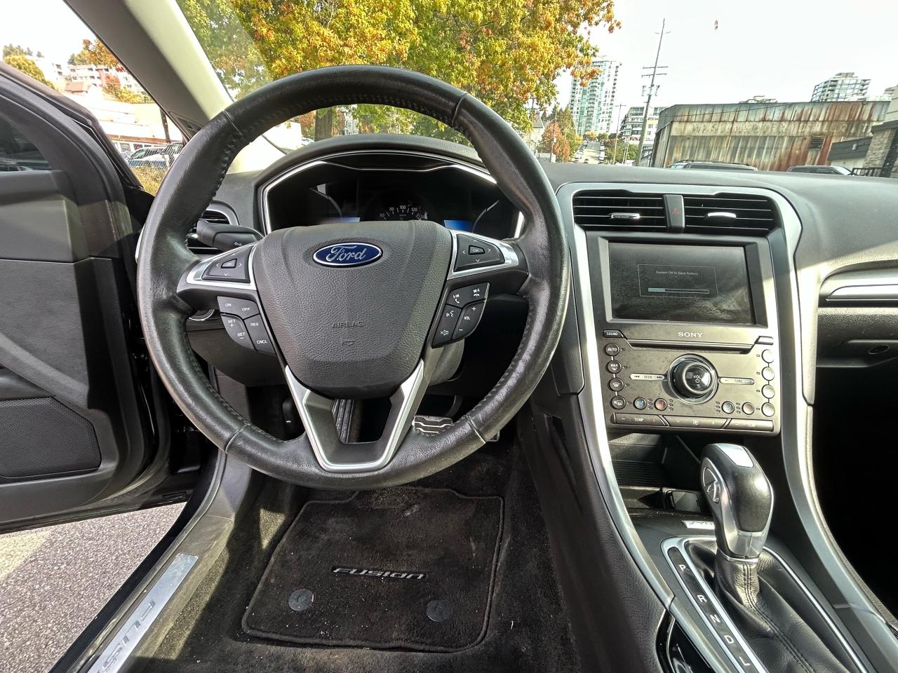 2016 Ford Fusion Energi Titanium - Photo #12