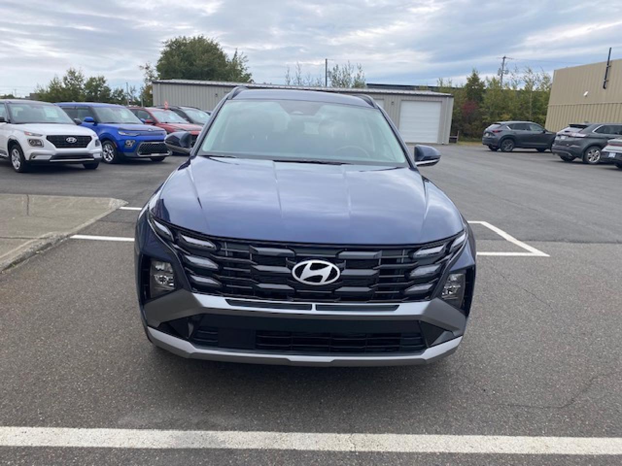 2025 Hyundai Tucson Preferred AWD - Photo #3