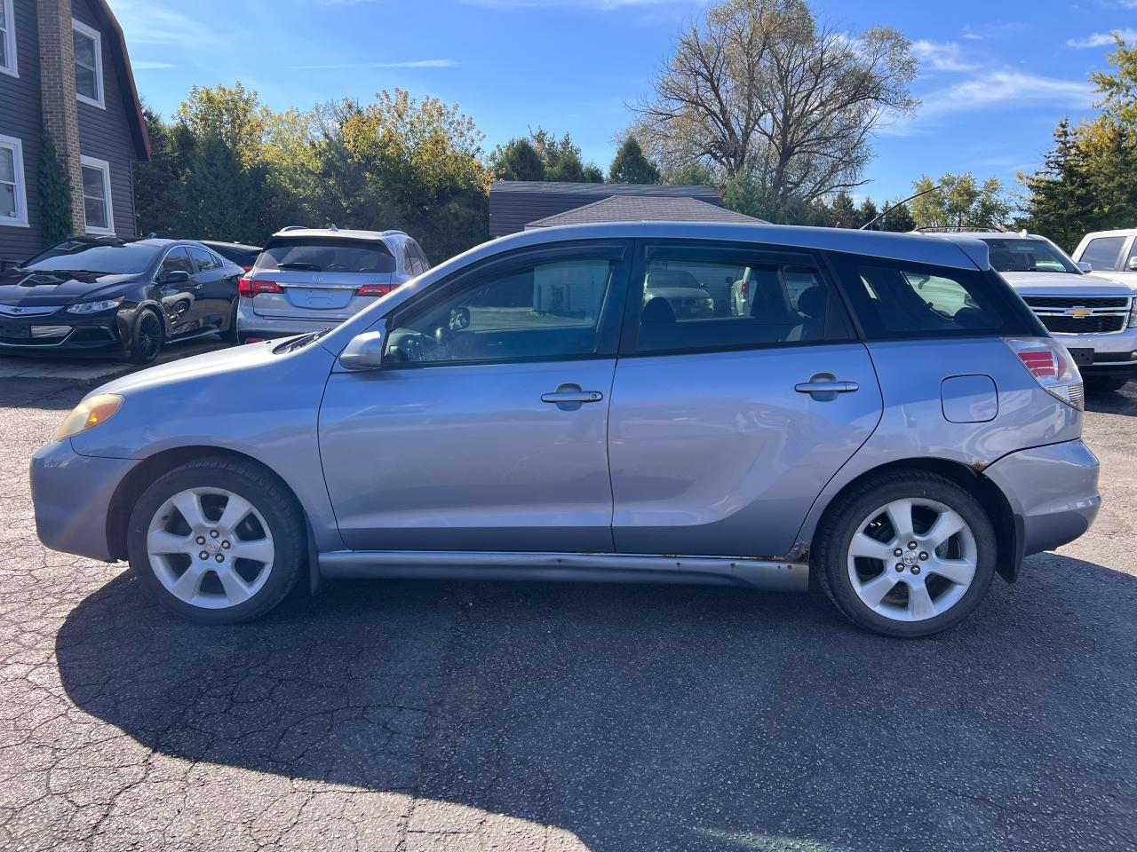 2006 Toyota Matrix XR Photo6