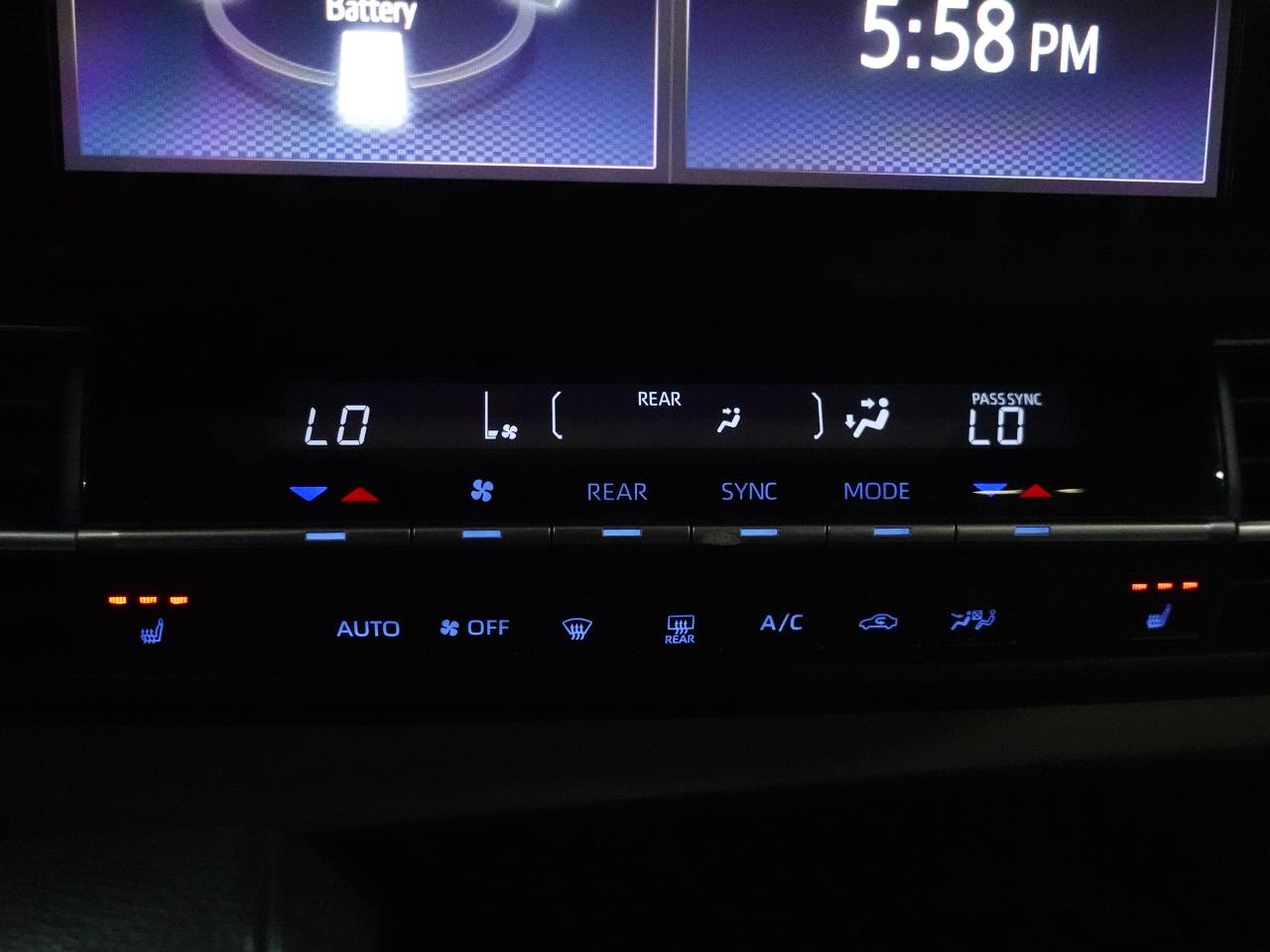 2021 Toyota Sienna XLE HYBRID | 8Pass | Leather | Sunroof | BlindSpot