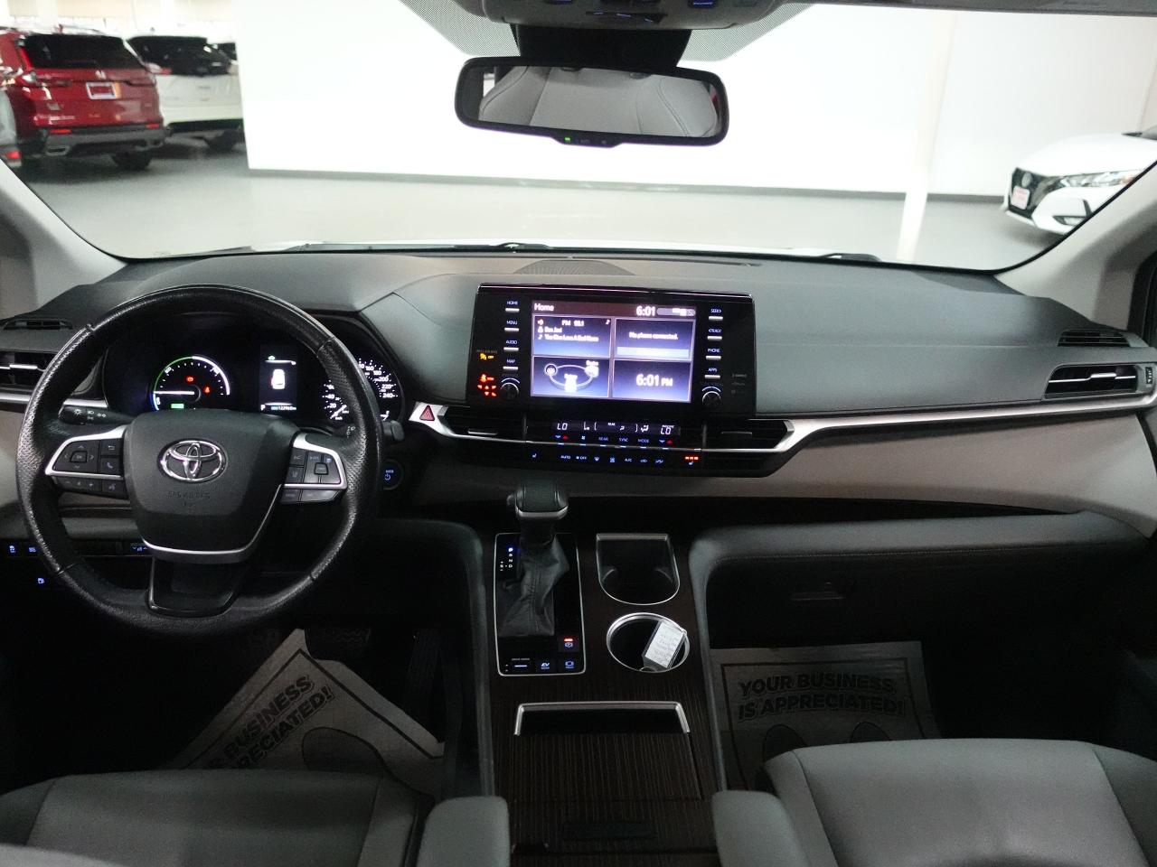 2021 Toyota Sienna XLE HYBRID | 8Pass | Leather | Sunroof | BlindSpot