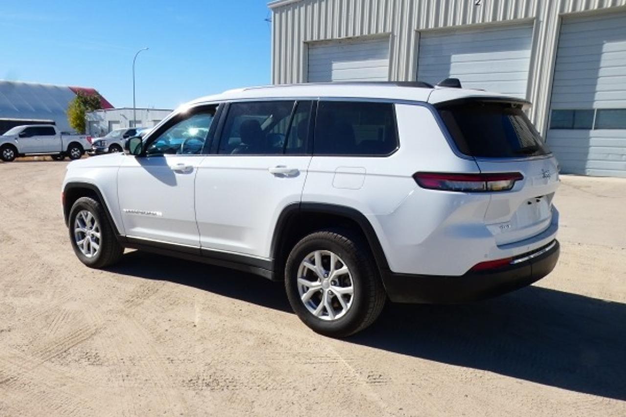 2023 Jeep Grand Cherokee L  7 pass. 4x4 w/H&C L, pano S/R, NAV, BUC - Photo #8