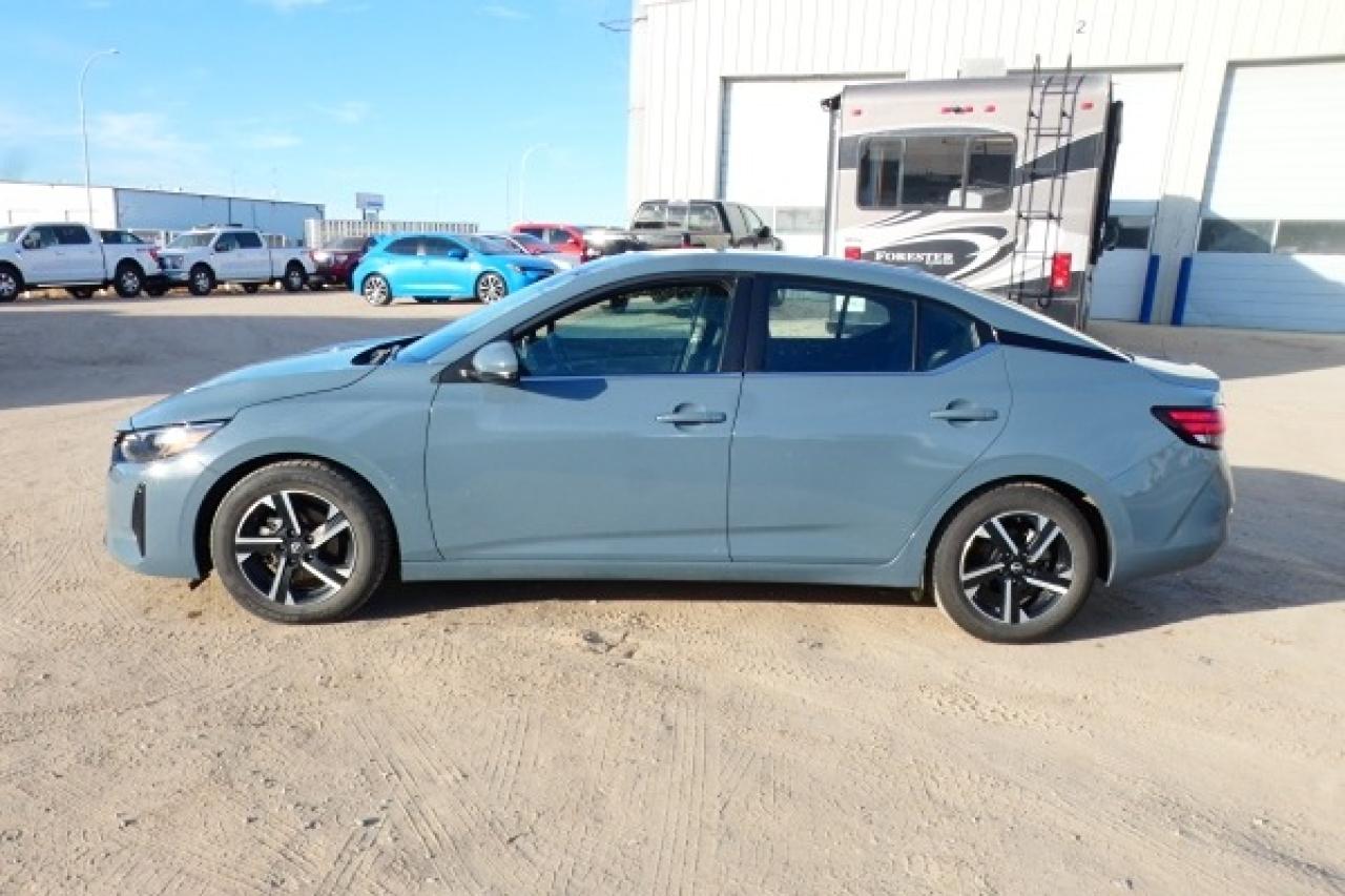 2024 Nissan Sentra SV w/Htd cloth, BUC