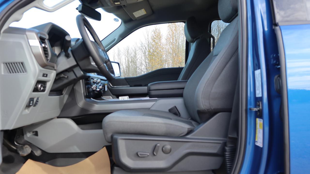 2025 Ford F-150 XLT Photo5