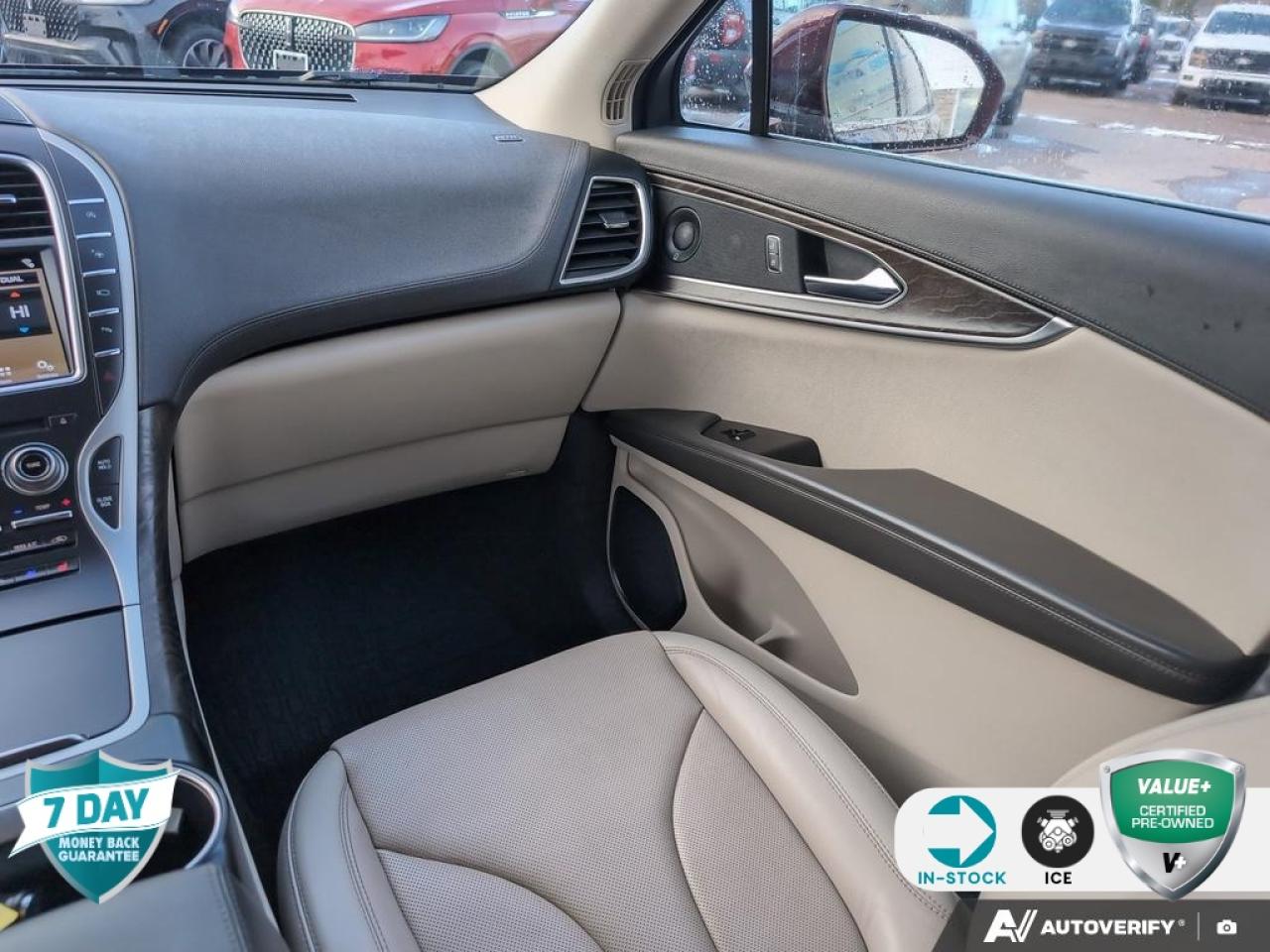 2019 Lincoln Nautilus Reserve 2.0L | POWER MOONROOF | HEATED SEATS AND STEERING Photo