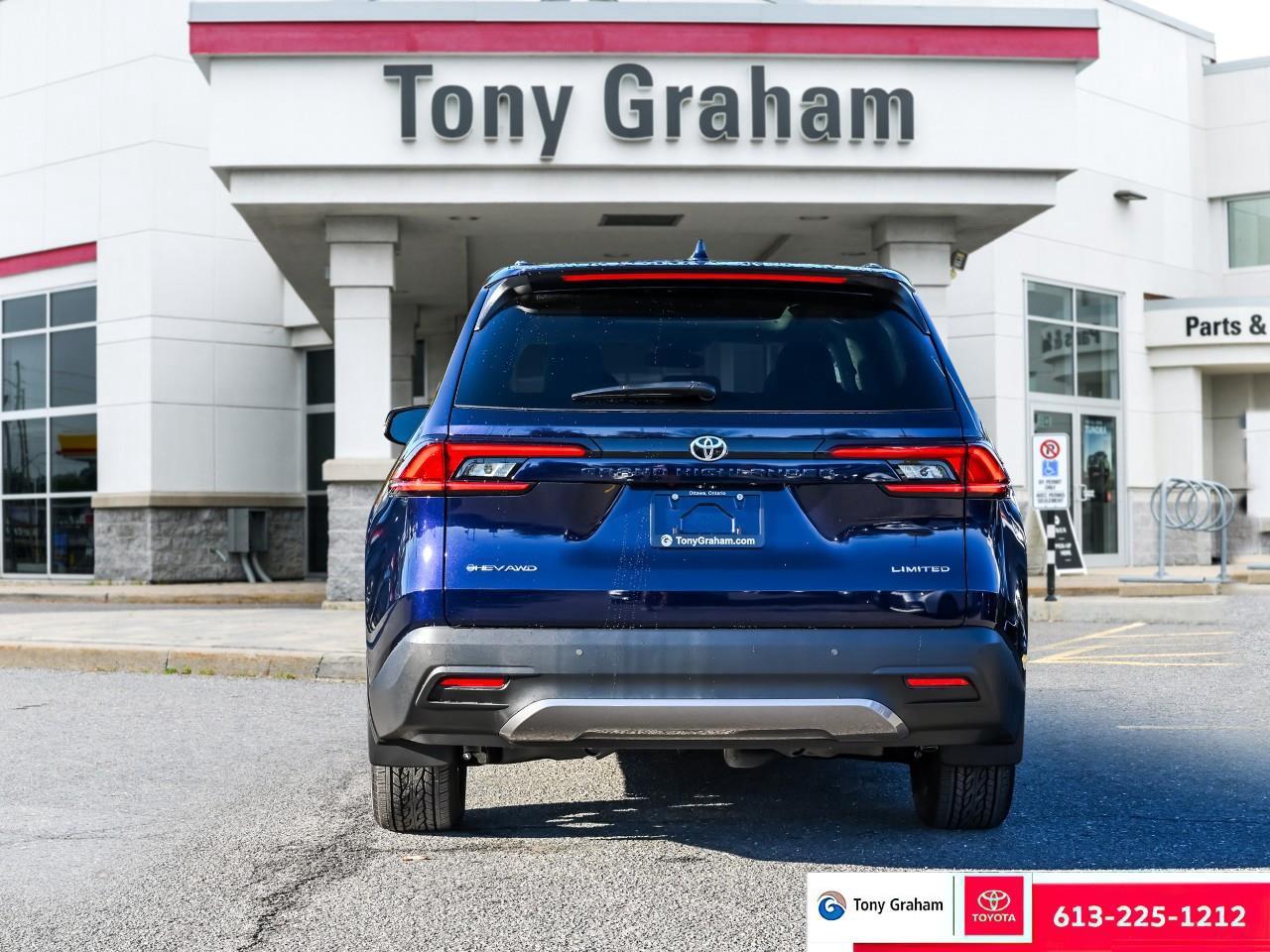 2025 Toyota Grand Highlander Hybrid LIMITED Photo3