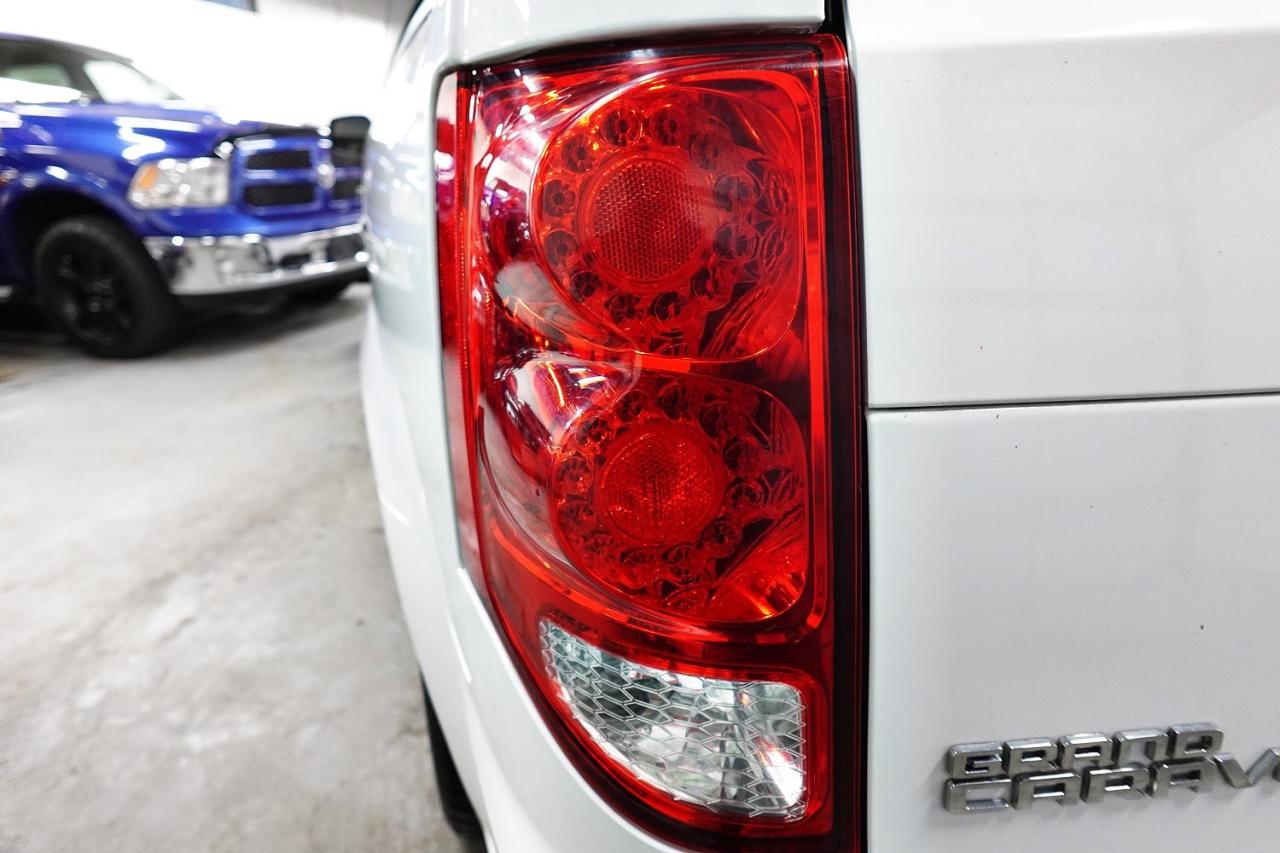 2020 Dodge Grand Caravan SALE SPECIAL- MUST GO, WELL MAINTAINED, BACK CAM Photo