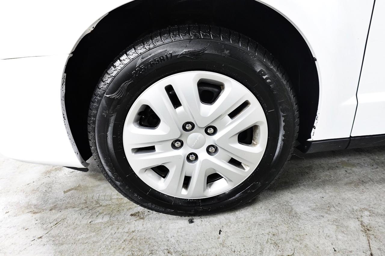 2020 Dodge Grand Caravan SALE SPECIAL- MUST GO, WELL MAINTAINED, BACK CAM - Photo #11