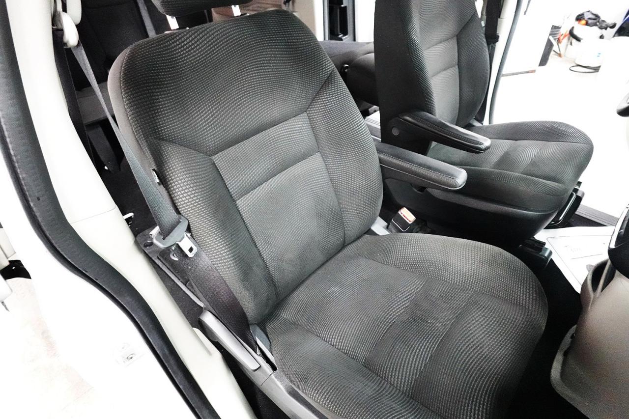 2020 Dodge Grand Caravan SALE SPECIAL- MUST GO, WELL MAINTAINED, BACK CAM - Photo #21