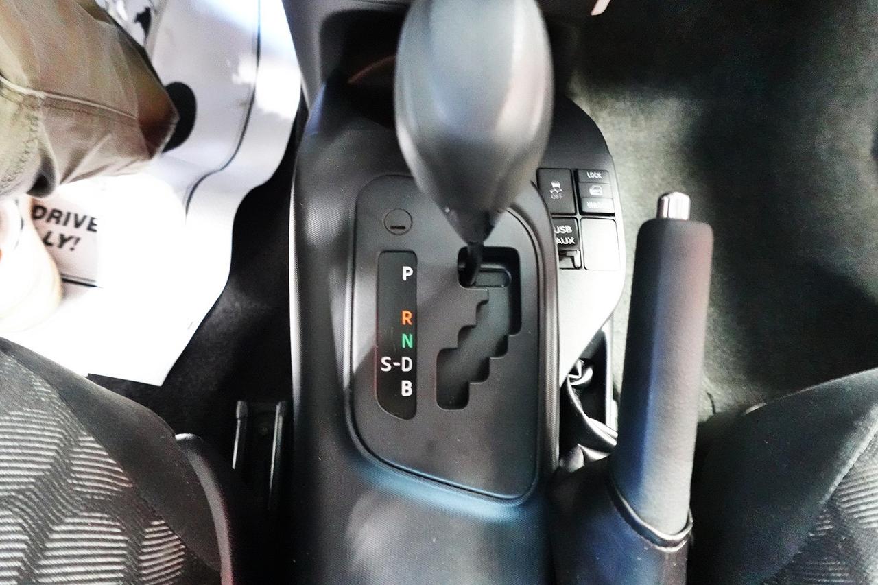 2015 Scion iQ 3dr HB, APPLE CAR PLAY ,0 CLAIM,WELL MAINTAIN Photo