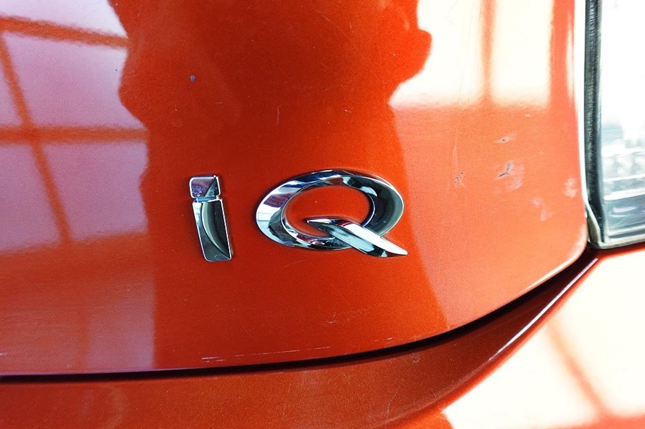 2015 Scion iQ 3dr HB, APPLE CAR PLAY ,0 CLAIM,WELL MAINTAIN Photo