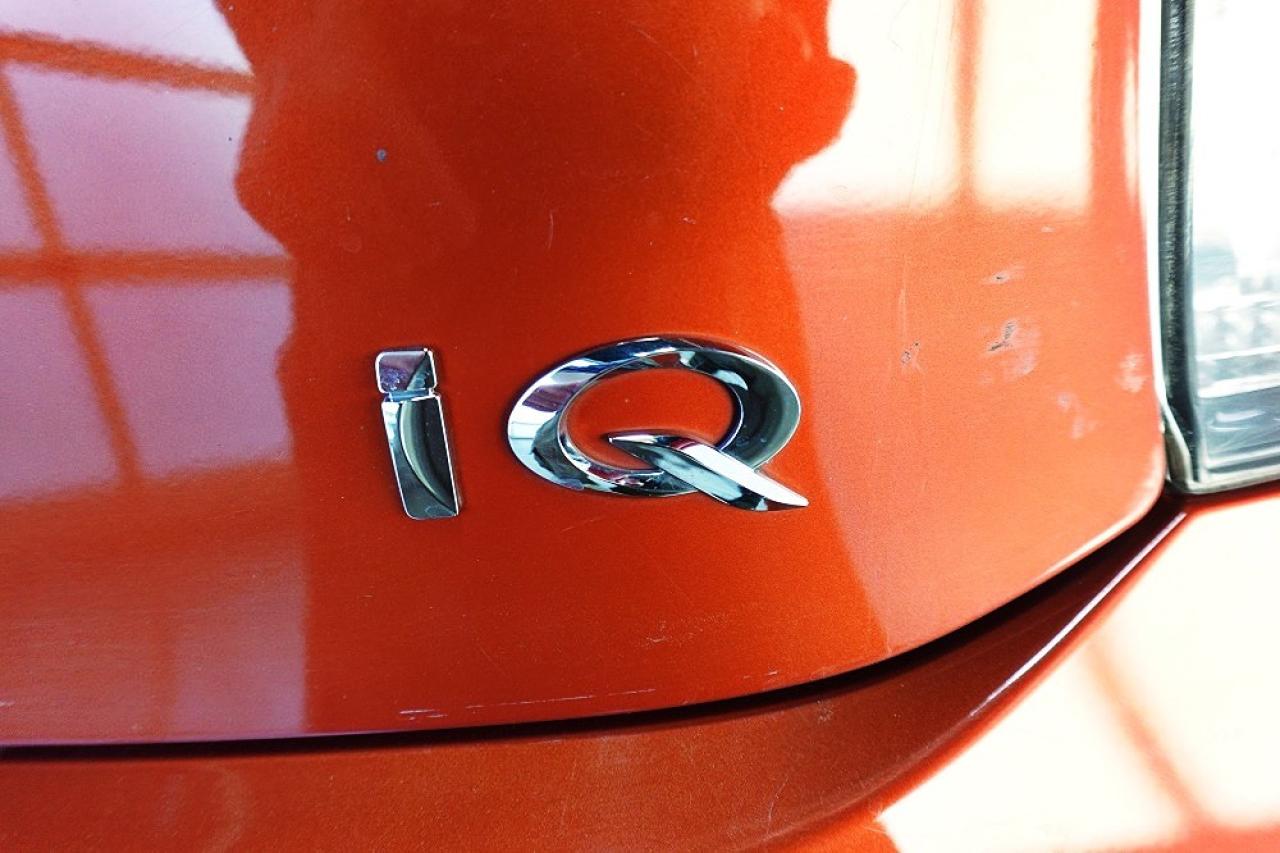 2015 Scion iQ 3dr HB, APPLE CAR PLAY ,0 CLAIM,WELL MAINTAIN - Photo #7