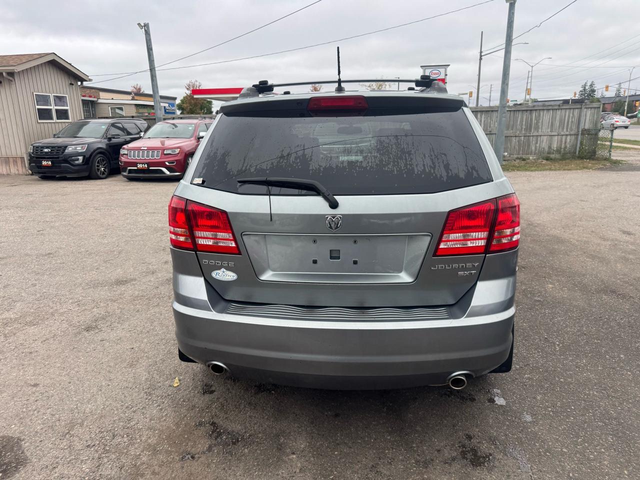 2009 Dodge Journey SXT, AUTO, ONLY 69KMS, V6, VERY CLEAN, CERTIFIED - Photo #3