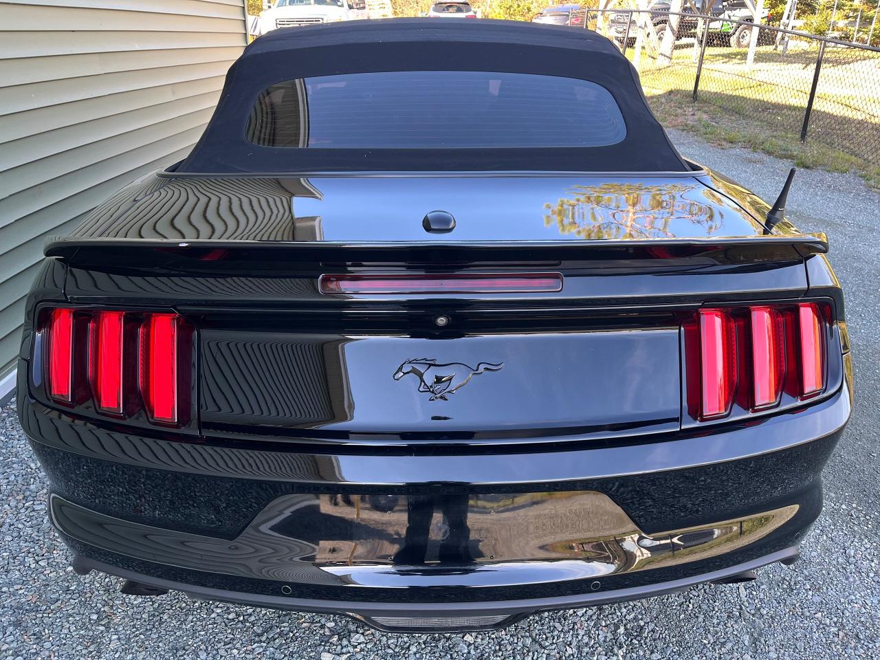 2016 Ford Mustang 2DR CONV ECOBOOST PREMIUM - Photo #5