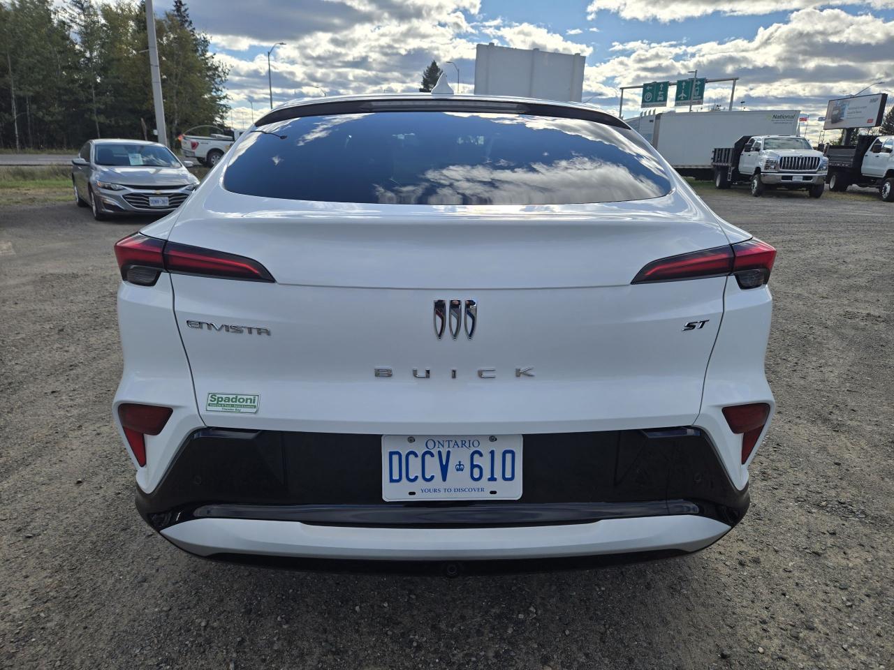 2024 Buick Envista Sport Touring Photo4