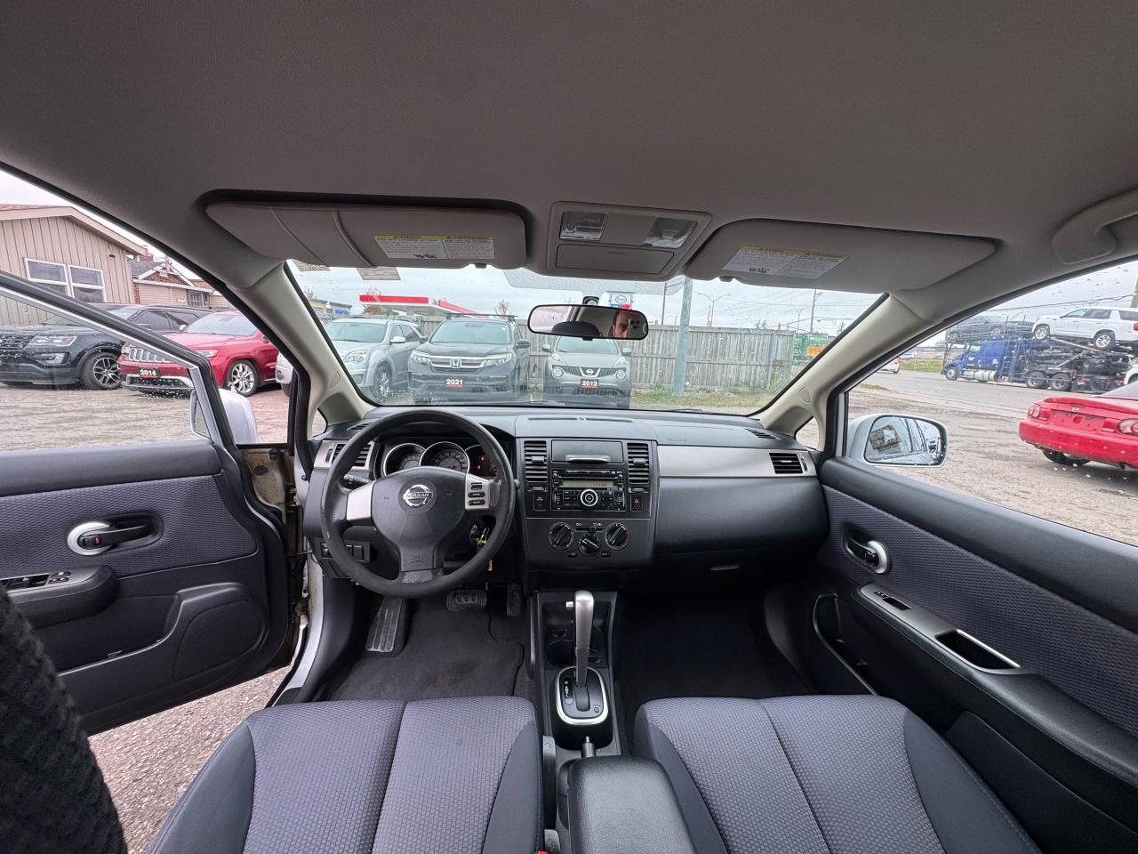 2008 Nissan Versa SL, HATCHBACK, ONLY 94,000KMS, AUTO, CERTIFIED - Photo #13