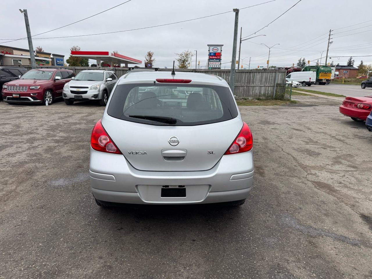 2008 Nissan Versa SL, HATCHBACK, ONLY 94,000KMS, AUTO, CERTIFIED - Photo #4