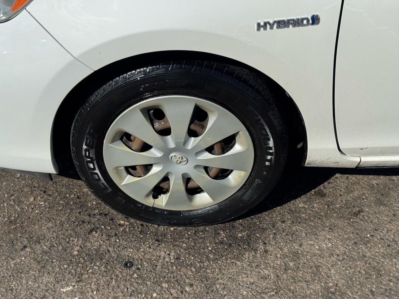 2012 Toyota Prius c HYBRID, RUNS WELL, GREAT ON FUEL, AS IS SPECIAL - Photo #9