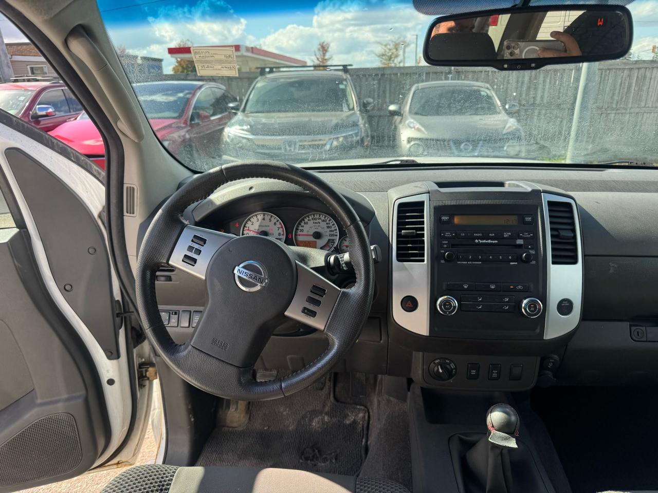 2011 Nissan Xterra PRO-4X, MANUAL, 2 SETS WHEELS, ONLY 199KMS, CERT - Photo #7