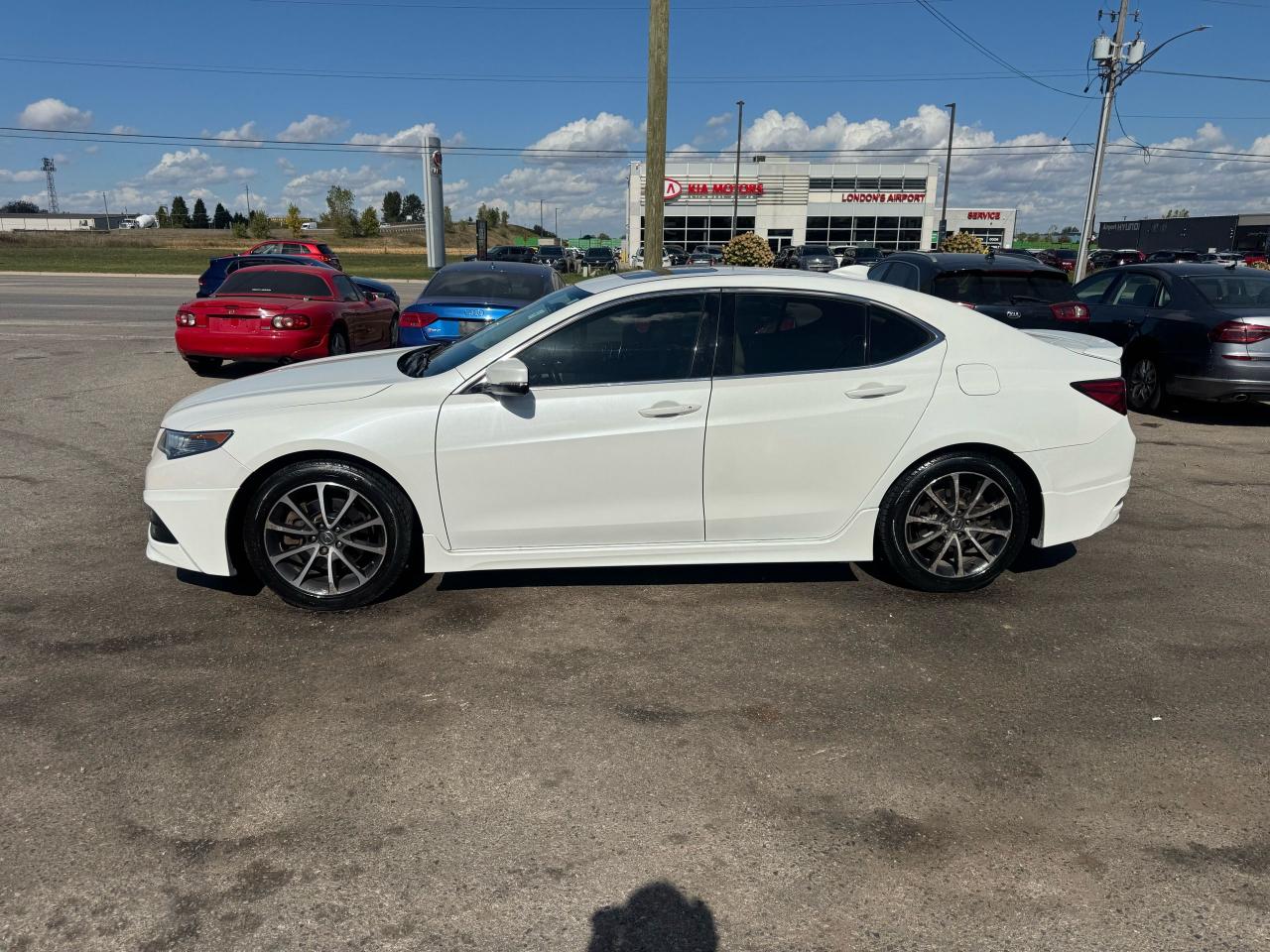 2015 Acura TLX V6, AWD, ONLY 112KMS, CERTIFIED - Photo #2