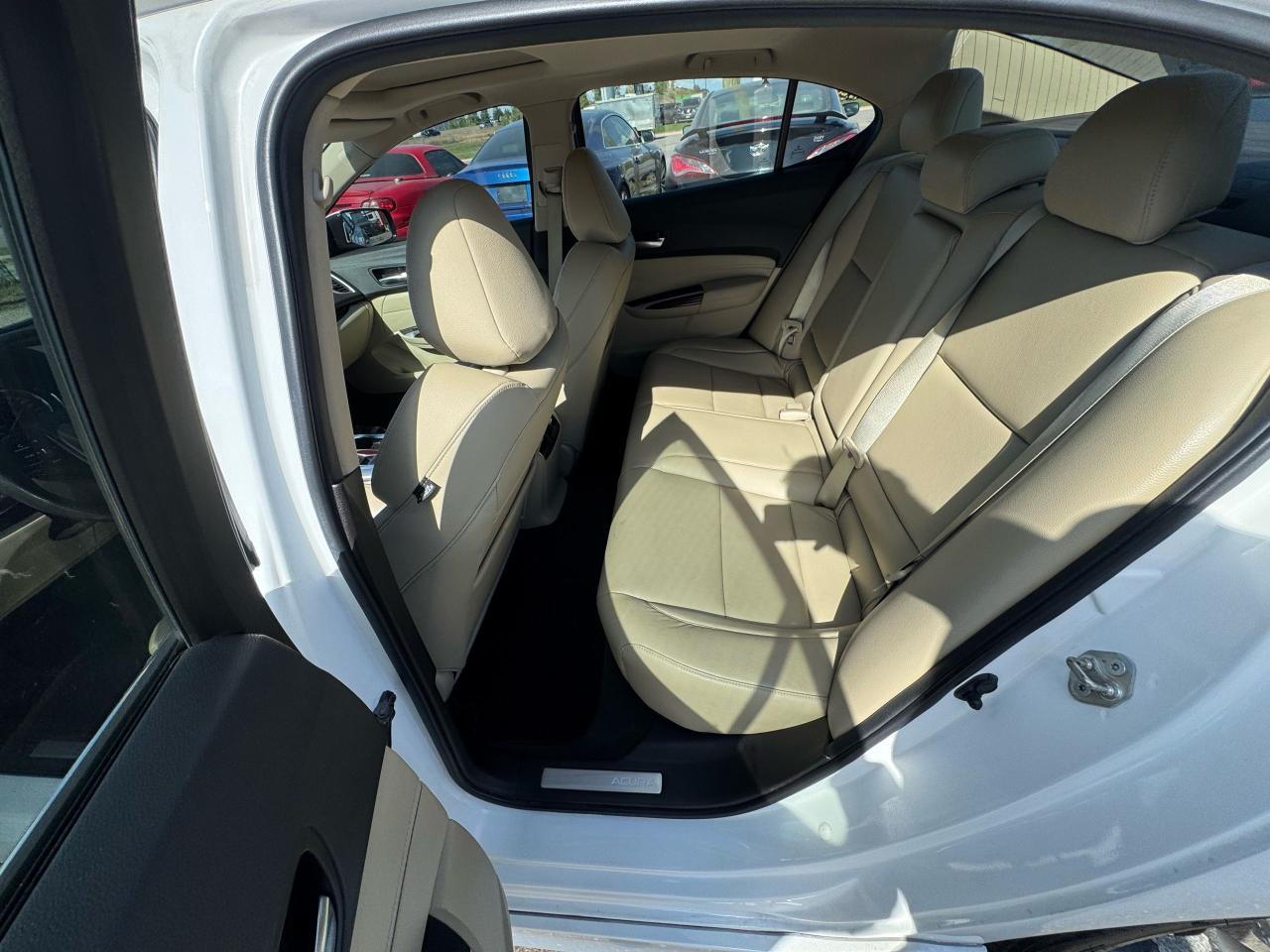 2015 Acura TLX V6, AWD, ONLY 112KMS, CERTIFIED - Photo #12