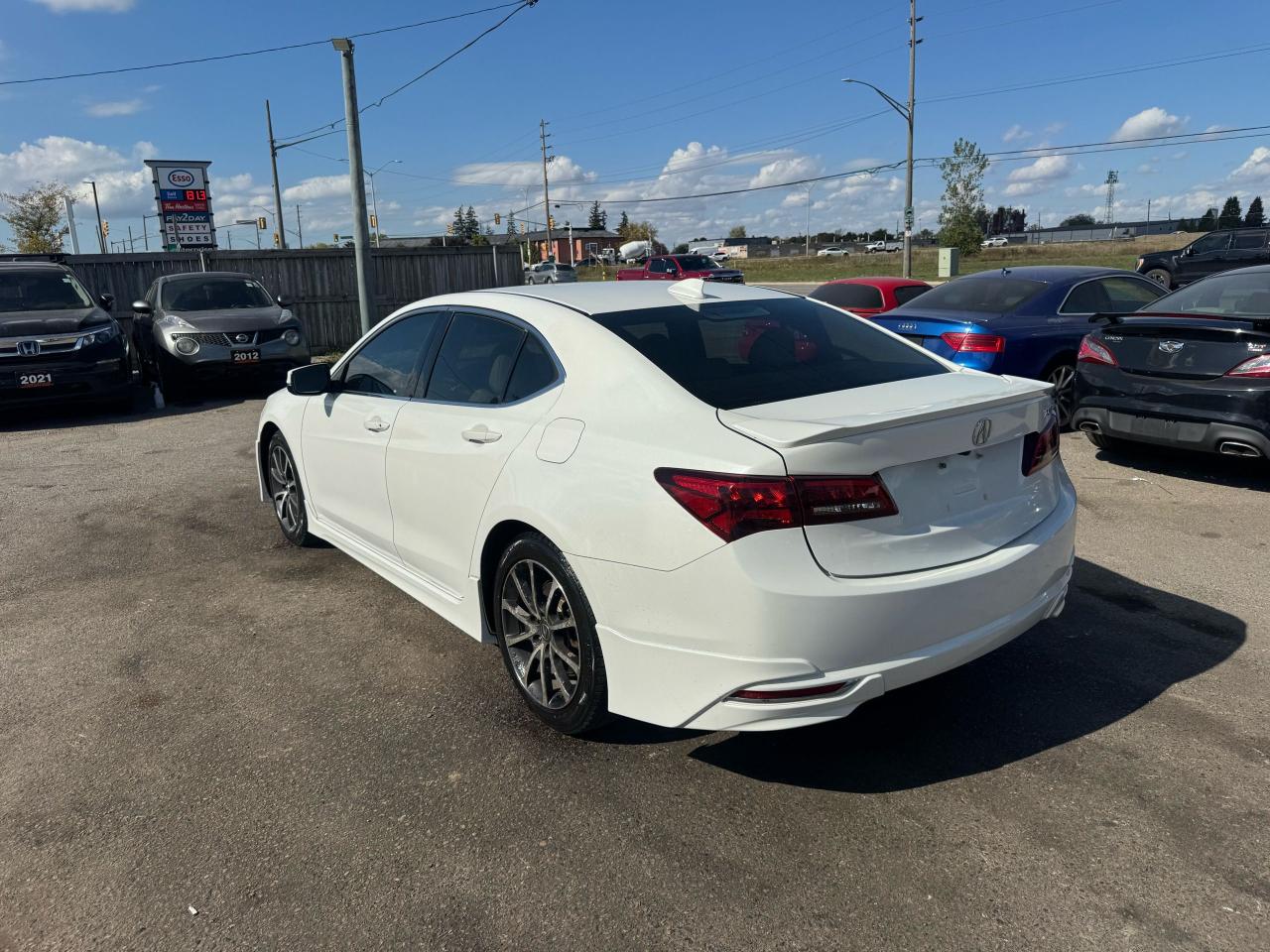 2015 Acura TLX V6, AWD, ONLY 112KMS, CERTIFIED - Photo #3