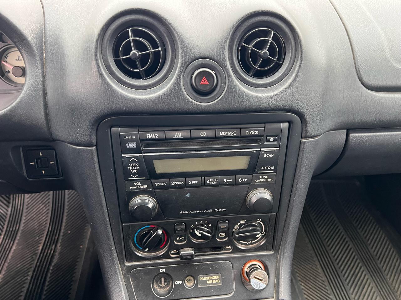2003 Mazda Miata MX-5 conv manual Photo15