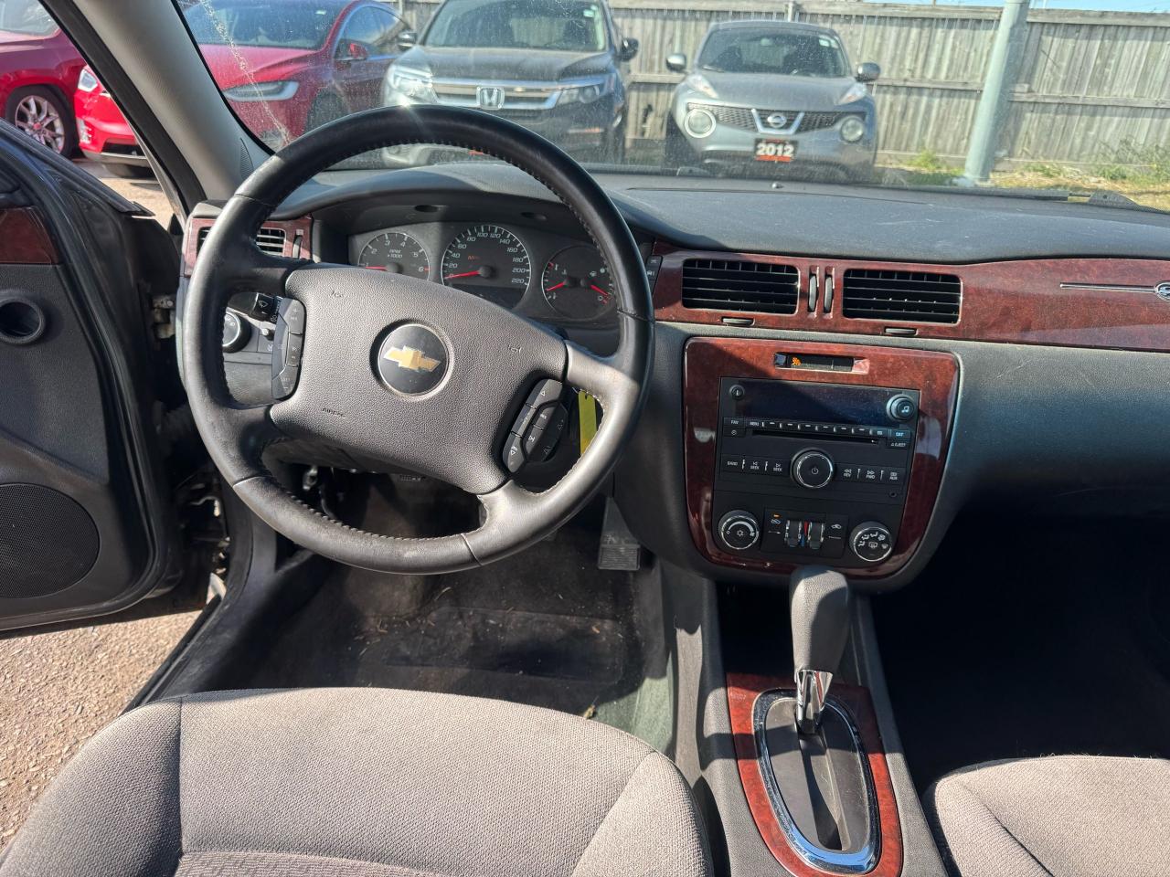 2010 Chevrolet Impala LT, ALLOYS, V6, ONLY 113KMS, AS IS SPECIAL - Photo #14