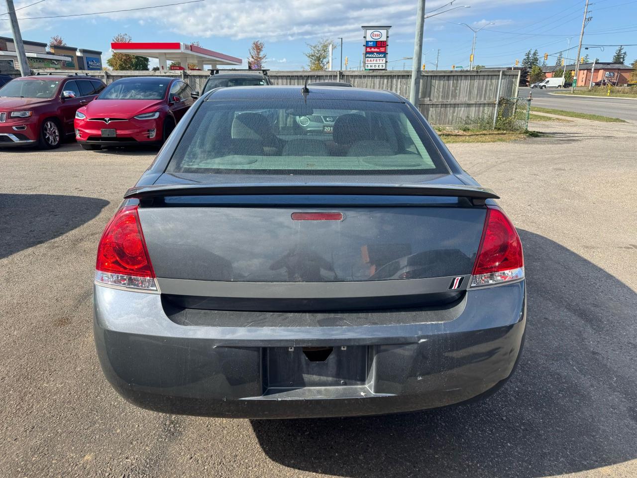 2010 Chevrolet Impala LT, ALLOYS, V6, ONLY 113KMS, AS IS SPECIAL - Photo #4