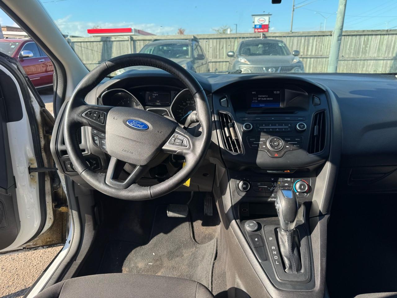 2016 Ford Focus SE, WELL MAINTAINED, ONLY 114KMS, CERTIFIED - Photo #14