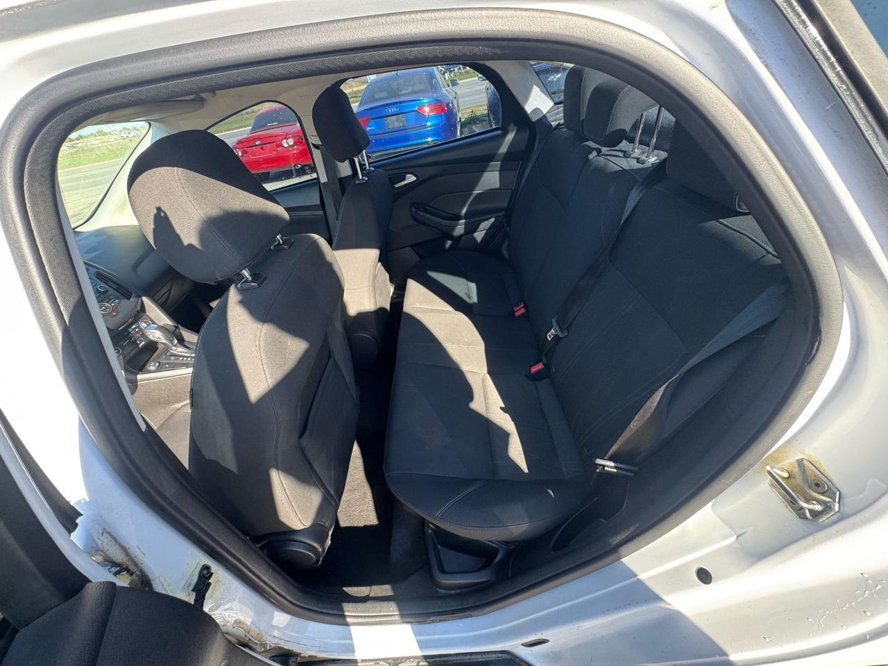 2016 Ford Focus SE, WELL MAINTAINED, ONLY 114KMS, CERTIFIED - Photo #12