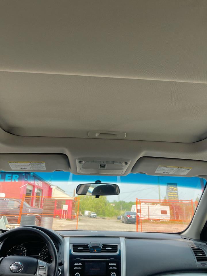 2015 Nissan Altima 2.5 SV - Photo #14