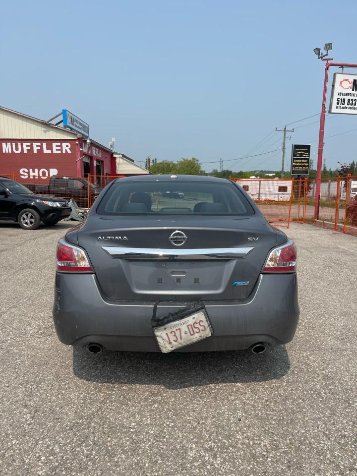 2015 Nissan Altima 2.5 SV - Photo #5