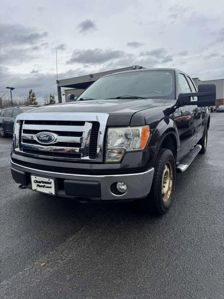 Used 2010 Ford F-150 XLT for sale in Vaudreuil-Dorion, QC