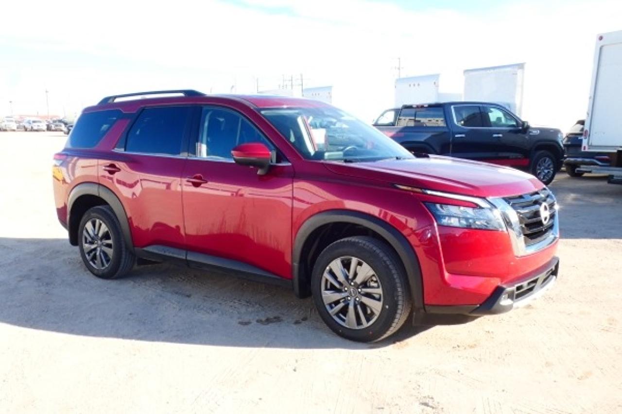 2024 Nissan Pathfinder SV 4WD w/Htd cloth, pano S/R, BUC - Photo #4