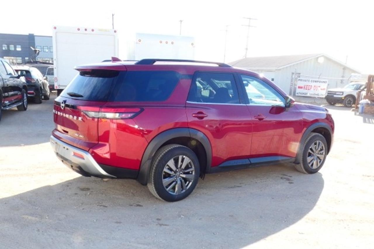 2024 Nissan Pathfinder SV 4WD w/Htd cloth, pano S/R, BUC - Photo #6