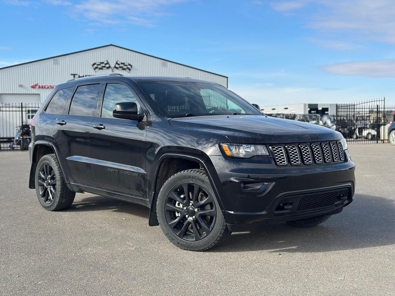 2021 Jeep Grand Cherokee ALTITUDE 4X4 Photo2