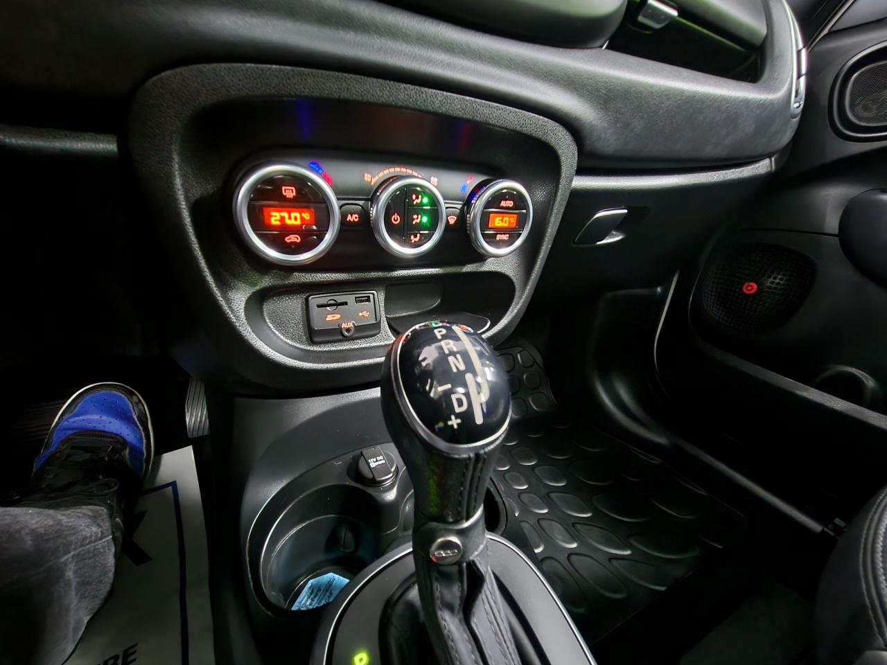 2014 Fiat 500L Lounge Sunroof Leather Rear Cam Heated Seats - Photo #34