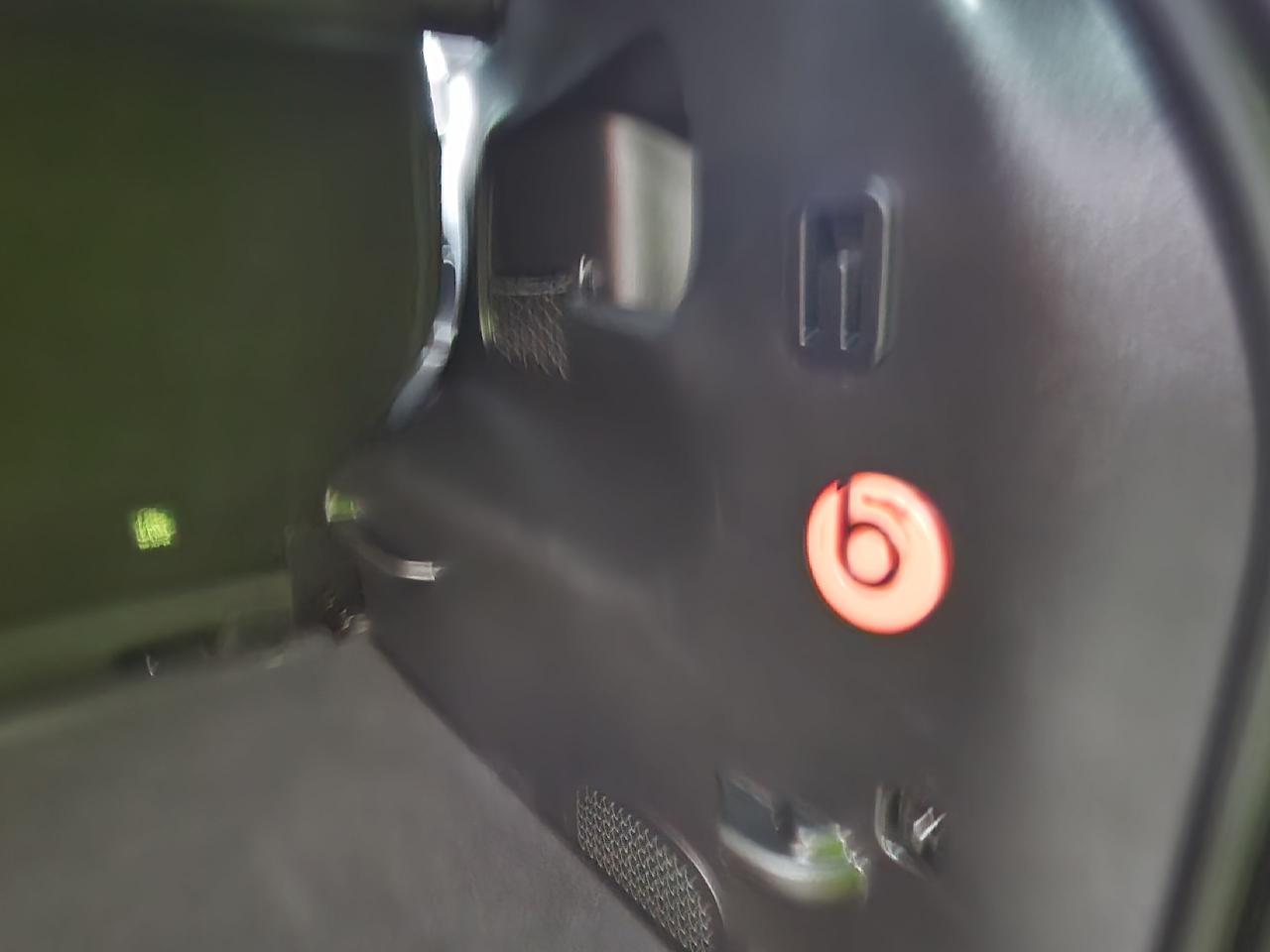 2014 Fiat 500L Lounge Sunroof Leather Rear Cam Heated Seats - Photo #17