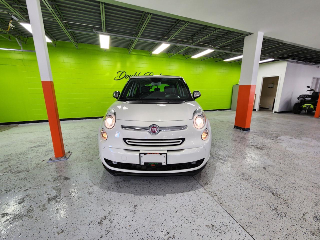 2014 Fiat 500L Lounge Sunroof Leather Rear Cam Heated Seats - Photo #42