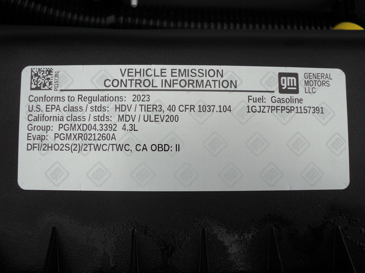 2023 GMC Savana LT 3500 RWD 4.3L6cyl 15Passenger 155"WB BackUpCam - Photo #30