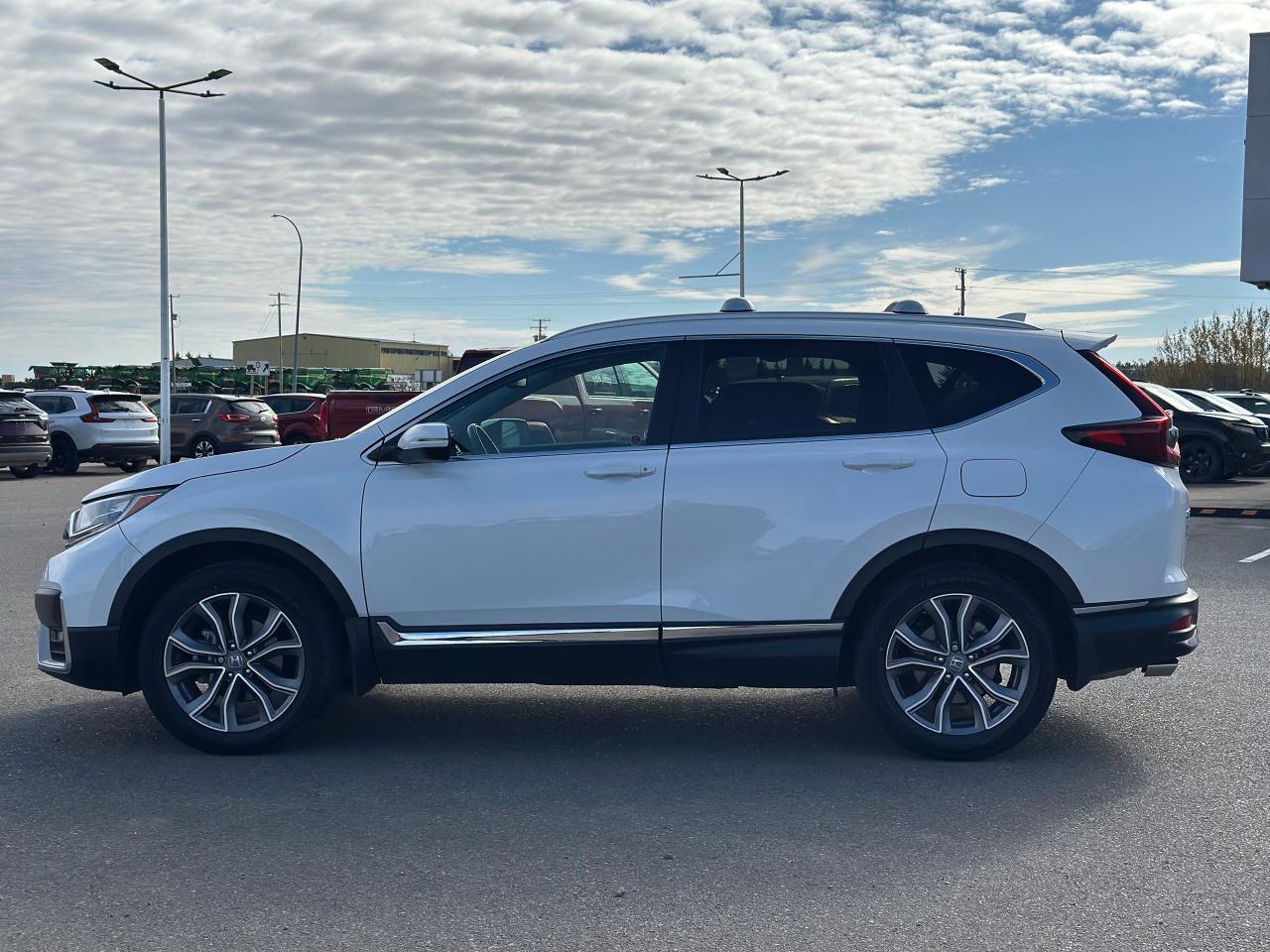 2021 Honda CR-V Touring AWD Photo4