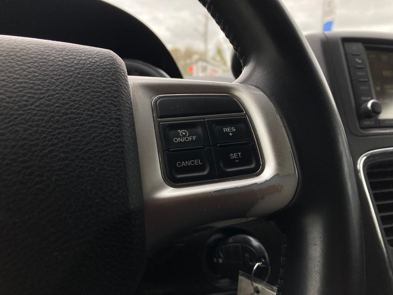 2015 Dodge Grand Caravan SXT - Photo #18