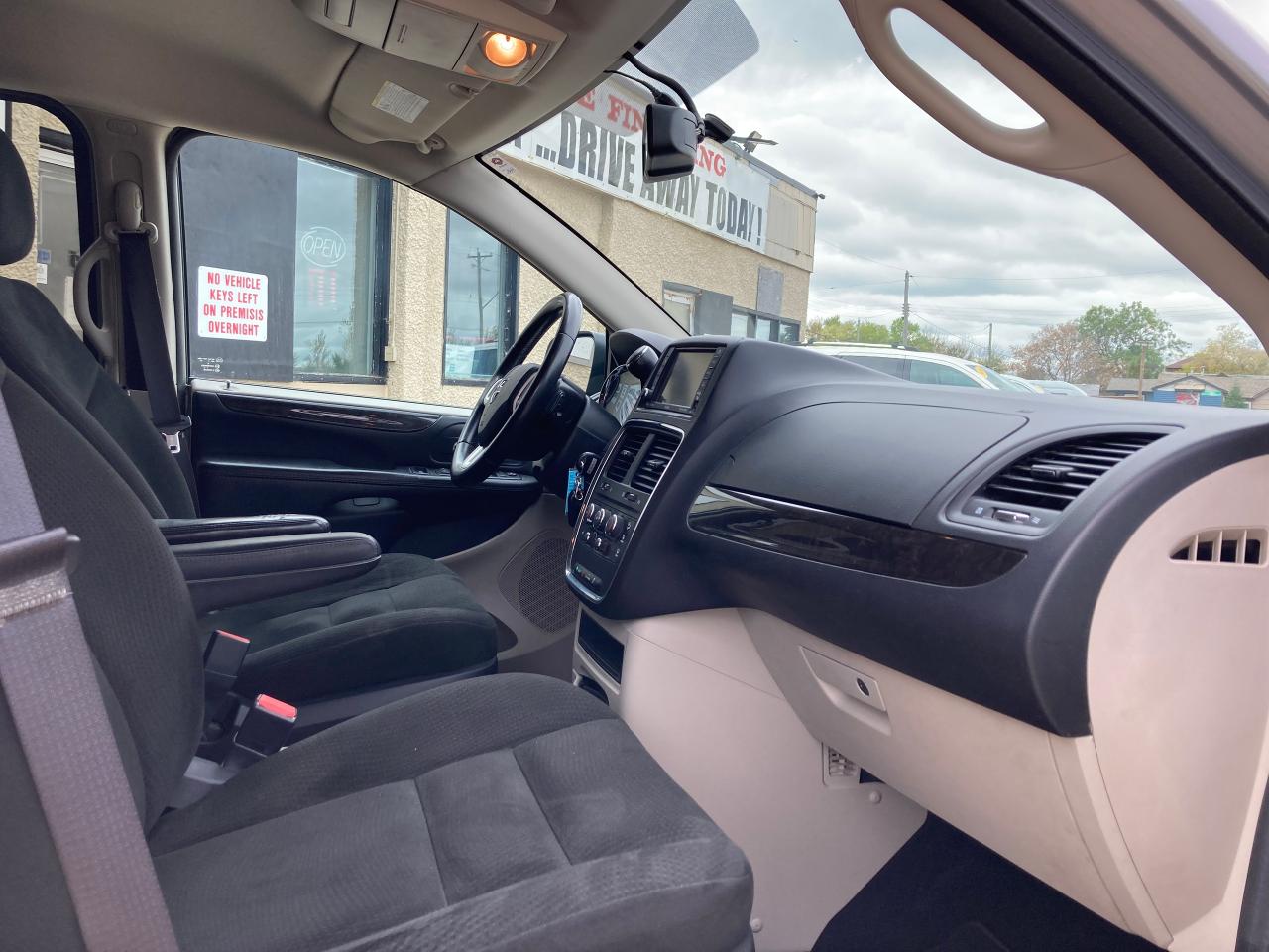 2015 Dodge Grand Caravan SXT - Photo #8