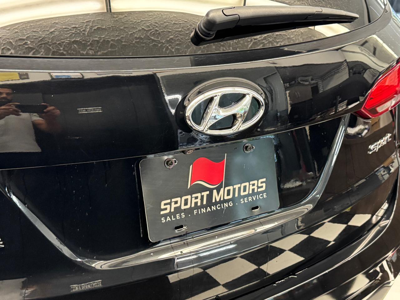 2017 Hyundai Santa Fe Sport Premium+Camera+Bluetooth+LOW KMS+CLEAN CARFAX Photo