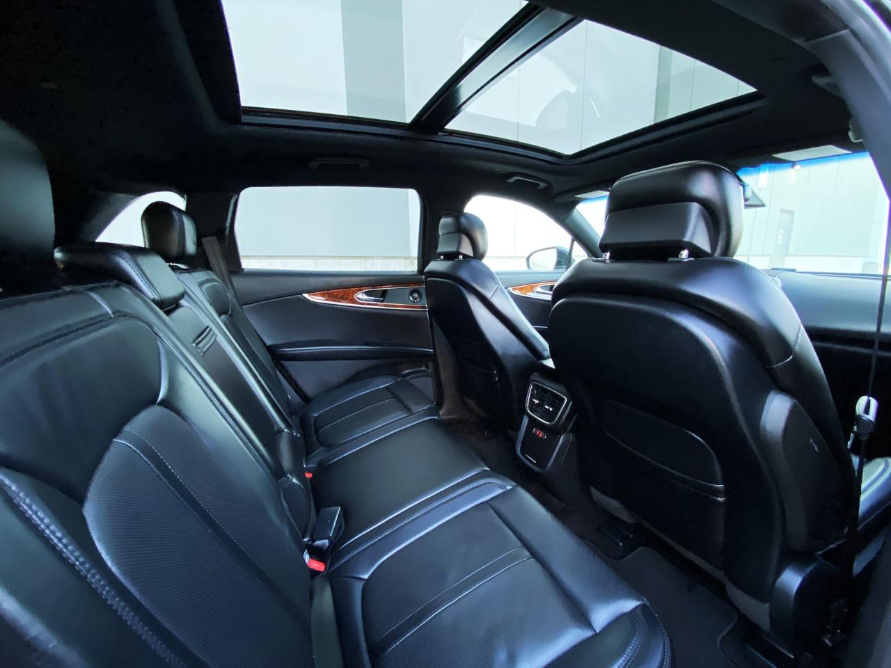 2016 Lincoln MKX RESERVE-AWD-NAV-360 CAM-PANO ROOF-1 OWNER - Photo #20
