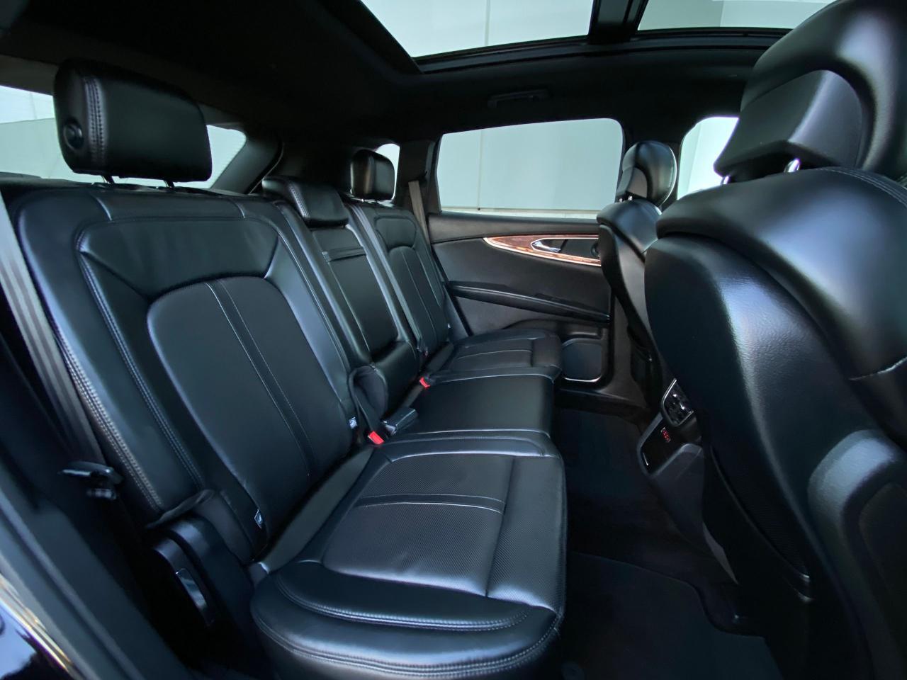 2016 Lincoln MKX RESERVE-AWD-NAV-360 CAM-PANO ROOF-1 OWNER - Photo #21