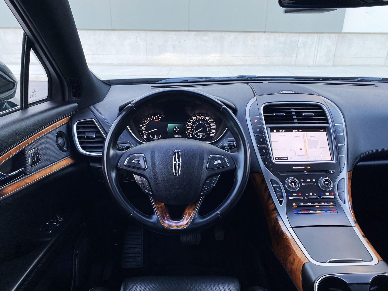 2016 Lincoln MKX RESERVE-AWD-NAV-360 CAM-PANO ROOF-1 OWNER - Photo #13